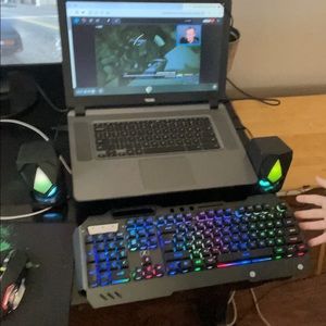 Selling my Chromebook G’s